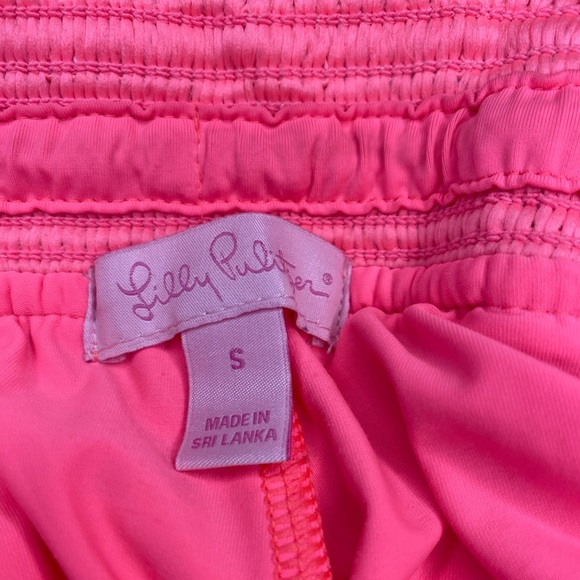 Lilly Pulitzer Neon Pink Claudette Shorts Size Small - Picture 4 of 6